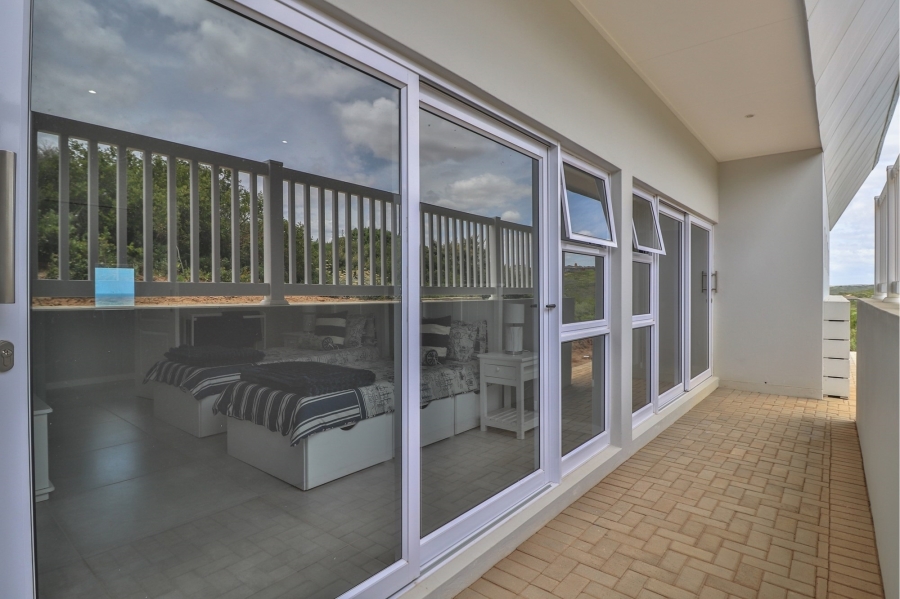 4 Bedroom Property for Sale in Moquini Coastal Estate Western Cape